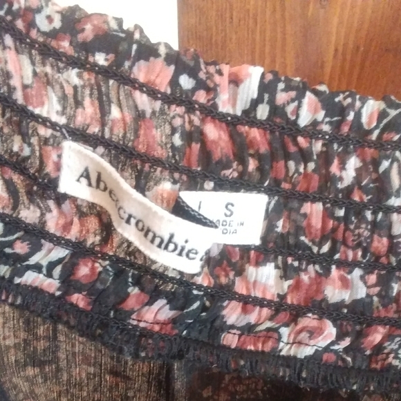 Abercrombie & Fitch Off The Shoulder Floral Crop Long Sleeves Top Blouse Size S - Picture 4 of 11